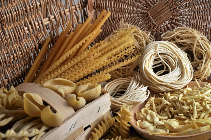 Pasta secca di grano duro, il formato lungo e quello corto